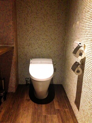 トイレ タイル5